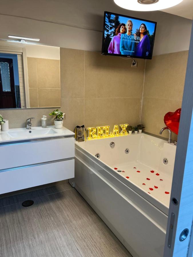 Petite Suite Neapol Exteriér fotografie
